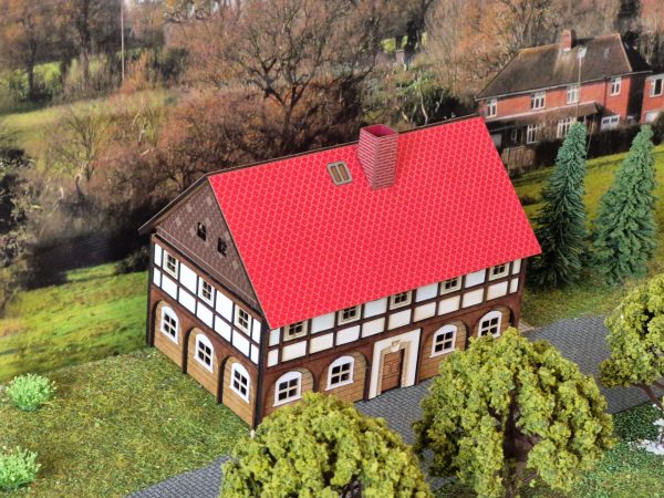 Bausatz Umgebindehaus rot    1:120